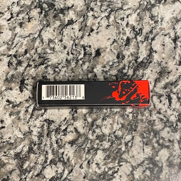 MAC Paint Lip Lacquer in Red Enamel #590 - Picture 5 of 5